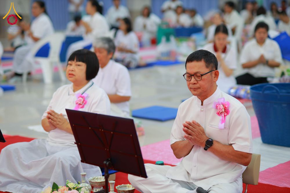 ภาพ No.321796:วันที่ 12 เมษายน พ.ศ.2569 ตักบาตรสงกรานต์ฉลองสามเณรใหม่  ณ ศูนย์ปฏิบัติธรรมระยอง(บ้านช่องลม)