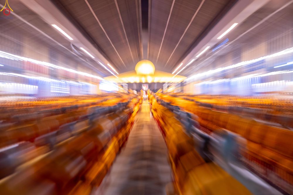 ภาพ No.280424:วันที่ 31 ธันวาคม พ.ศ.2568 -วันที่ 1 มกราคม พ.ศ.2569 พิธีฉลองชัยสวดมนต์บทธัมมจักกับปปวัตนสูตร ครบ 8,000,000,000 จบ , พิธีสวดมนต์ข้ามปี ณ วัดพระธรรมกาย