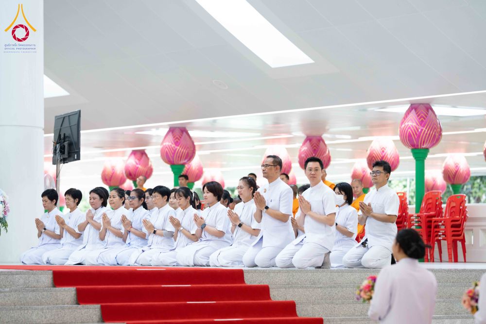 ภาพ No.308985:วันอาทิตย์ที่ 8 กุมภาพันธ์ พ.ศ. 2569  พิธีต้อนรับพระบัญชาสมเด็จพระสังฆราช แต่งตั้ง  “พระครูปลัดรัตนวีรวัฒน์” (รังสฤษดิ์ อิทฺธิจินฺตโก) เจ้าอาวาสวัดพระธรรมกาย ให้ดำรงตำแหน่ง “ที่ปรึกษาเจ้าคณะจังหวัดปทุมธานี”