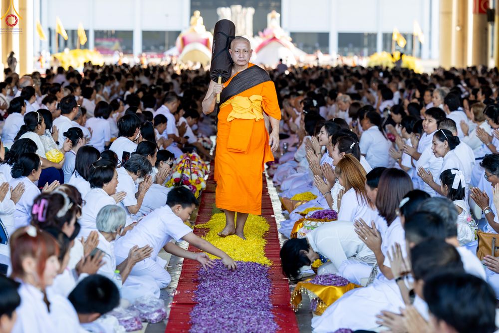 ภาพ No.287199:วันที่ 2 มกราคม พ.ศ.2569 พิธีต้อนรับพระธรรมยาตรา ครั้งที่ 1 (ภาพชุดที่ 2) ณ วัดพระธรรมกาย (วิหารหลวงปู่ - พระมหาธรรมกายเจดีย์)