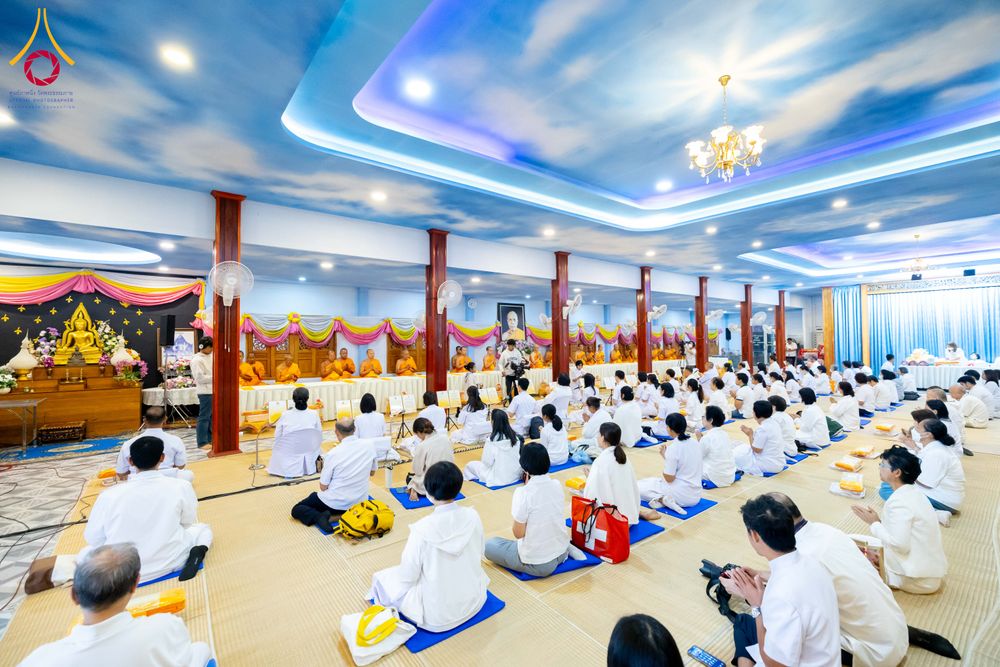 ภาพ No.294833:วันที่ 15 มกราคม พ.ศ. 2569 พิธีถวายภัตตาหารเป็นสังฆทาน แด่พระธรรมยาตรา ณ วัดโบสถ์บน ต.บางคูเวียง จ.นนทบุรี อนุสรณ์สถานลำดับที่ 4 สถานที่เกิดด้วยกายธรรม ในโครงการธรรมยาตรา กตัญญูบูชา มหาปูชนียาจารย์ พระมงคลเทพมุนี(สด จนฺทสโร) พระผู้ปราบมาร อนุสรณ์สถาน 7 แ