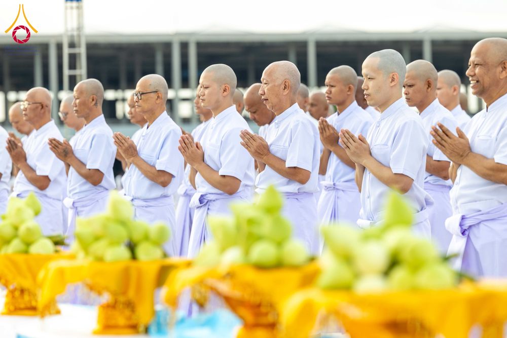 ภาพ No.341488:วันเสาร์ที่ 25 กรกฎาคม พ.ศ. 2569 พิธีเวียนประทักษิณ พิธีวันทาเจดีย์  โครงการอุปสมบทหมู่ รุ่นเข้าพรรษา ปี พ.ศ.2569 โครงการบวชพระนานาชาติ AEC และ WAB รุ่นที่ 10 ณ โบสถ์พระไตรปิฎก วัดพระธรรมกาย จ.ปทุมธานี
