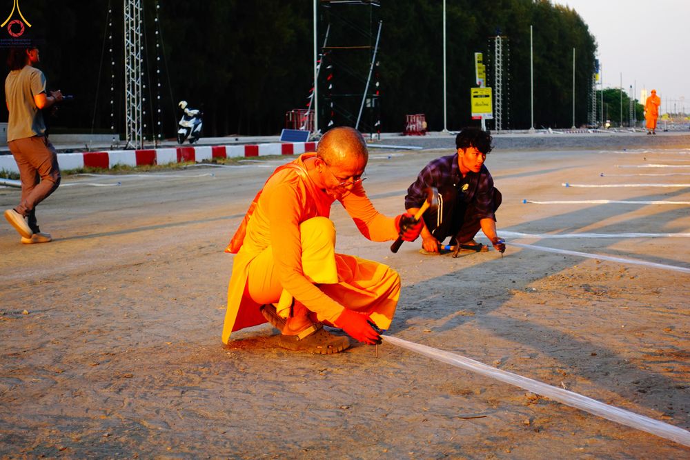 ภาพ No.320982:วันที่ 9 เมษายน พ.ศ.2569 การเตรียมงานจราจร เพื่องานถวายมหาสังฆทาน 40,000 กว่าวัดทั่วประเทศ วันคุ้มครองโลก 22 เมษายน พ.ศ.2569 วัดพระธรรมกาย