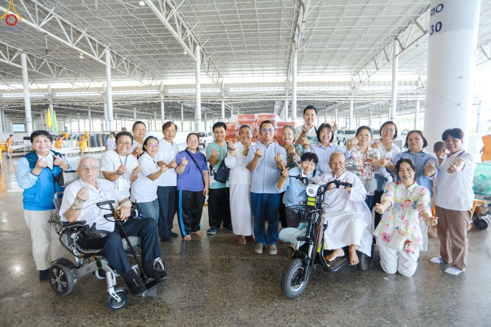 ภาพ No.322199:วันที่ 14 เมษายน พ.ศ.2569 การเตรียมกล่องไทยธรรม วันสุดท้าย เพื่องานถวายมหาสังฆทาน 40,000 กว่าวัดทั่วประเทศ วันคุ้มครองโลก 22 เมษายน พ.ศ.2569 วัดพระธรรมกาย