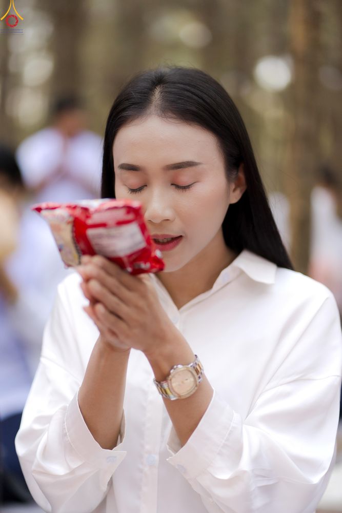 ภาพ No.289320:วันที่ 7 มกราคม พ.ศ. 2569 พิธีตักบาตรพระธรรมยาตรา ณ อนุสรณ์สถานลำดับที่ 1 สถานที่เกิดด้วยรูปกายเนื้อ อนุสรณ์สถานมหาวิหารพระมงคลเทพมุนี (โลตัสแลนด์) อ.สองพี่น้อง จ.สุพรรณบุรี ในโครงการธรรมยาตรา กตัญญูบูชา มหาปูชนียาจารย์ พระมงคลเทพมุนี(สด จนฺทสโร) พระผู้ป