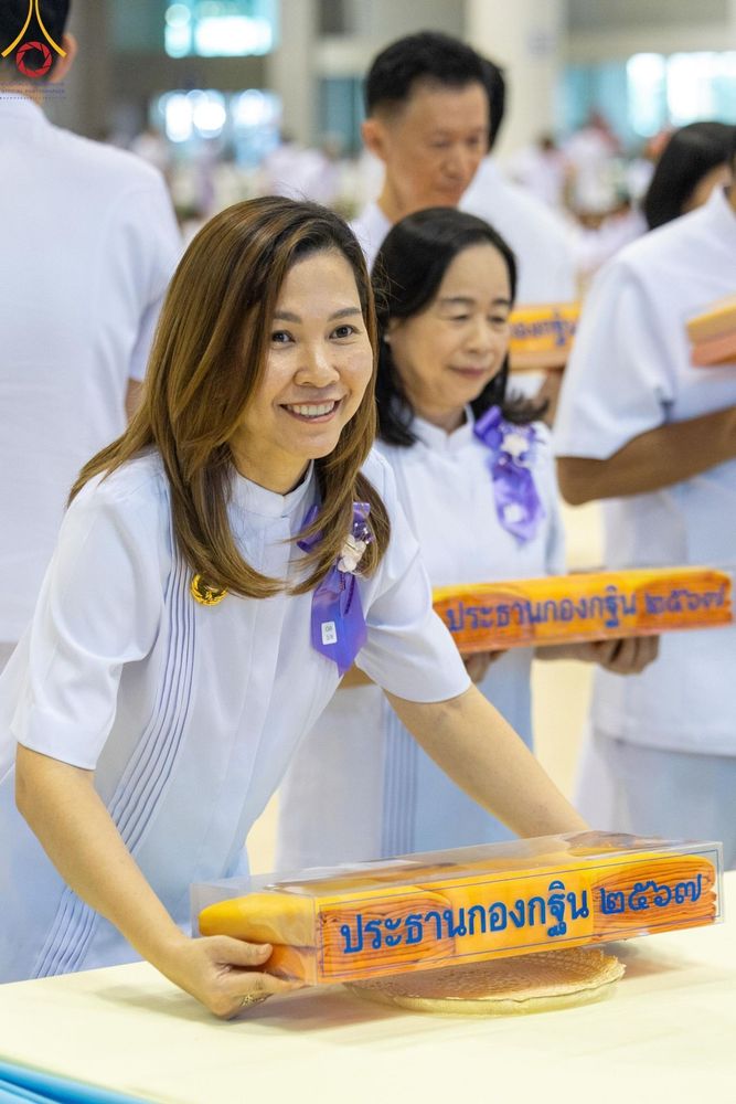 ภาพ No.167812:พิธีทอดกฐิน และ พิธีกรานกฐิน ในวันอาทิตย์ที่ 3 พฤศจิกายน พ.ศ. 2567 ณ วัดพระธรรมกาย จ.ปทุมธานี