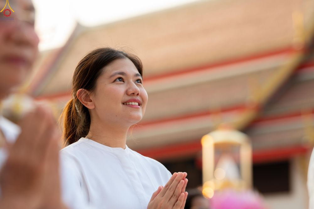 ภาพ No.296869:วันที่ 17 มกราคม พ.ศ. 2569 พิธีจุดประทีปถวายเป็นพุทธบูชา และบูชาธรรมมหาปูชนียาจารย์  ณ วัดโบสถ์บน ต.บางคูเวียง จ.นนทบุรี อนุสรณ์สถานลำดับที่ 4 สถานที่เกิดด้วยกายธรรม ในโครงการธรรมยาตรา กตัญญูบูชา มหาปูชนียาจารย์ พระมงคลเทพมุนี(สด จนฺทสโร) พระผู้ปราบมาร อ