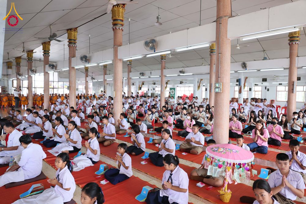 ภาพ No.300352:วันที่ 22 มกราคม พ.ศ. 2569 พิธีทอดผ้าป่าทำนุบำรุงศาสนสถาน ณ วัดรางกำหยาด ต.บางภาษี อ.บางเลน จ.นครปฐม ในโครงการธรรมยาตรา กตัญญูบูชา มหาปูชนียาจารย์ พระมงคลเทพมุนี(สด จนฺทสโร) พระผู้ปราบมาร อนุสรณ์สถาน 7 แห่ง ปีที่ 14