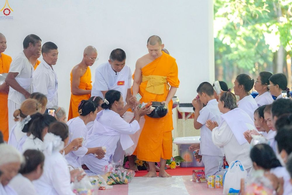 ภาพ No.247899:วันที่ 19-21 กันยายน พ.ศ. 2568 โครงการอบรมอุบาสิกาแก้ว รุ่นที่ 2 ณ ศูนย์ปฏิบัติธรรมจังหวัดบุรีรัมย์