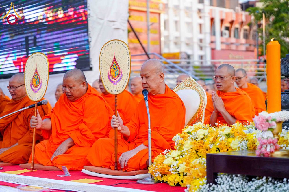 ภาพ No.312752:วันอาทิตย์ที่ 8 มีนาคม พ.ศ.2569 ทำบุญเมืองนครราชสีมา 558 ปี ตักบาตรพระ 10,000 รูป (ภาพชุดที่ 2)