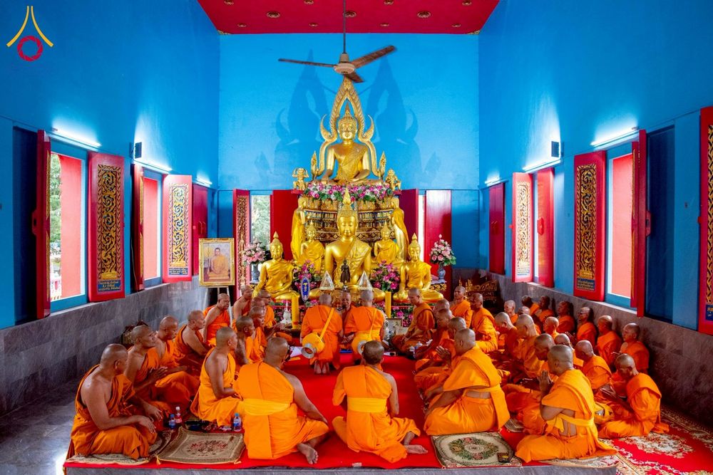 ภาพ No.276402:วันศุกร์ที่ 5 ธันวาคม 2568 (วันพ่อแห่งชาติ) พิธีบรรพชาอุปสมบทหมู่ธรรมทายาท จำนวน 14 รูป โครงการบรรพชาอุปสมบทหมู่ รุ่นบูชาธรรมมหาปูชนียาจารย์ ประจำปี 2568  ณ ศูนย์อบรมเยาวชนบางปะหัน จังหวัดพระนครศรีอยุธยา