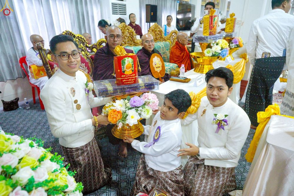 ภาพ No.261507:วันที่ 26 ตุลาคม พ.ศ. 2568 พิธีทอดกฐินสามัคคีไทย-เมียนมา บูชาธรรมอายุวัฒนมงคล 81 ปี หลวงพ่อธมฺมชโย ณ วัดมินจาวน์ ประเทศสาธารณรัฐแห่งสหภาพเมียนมา 