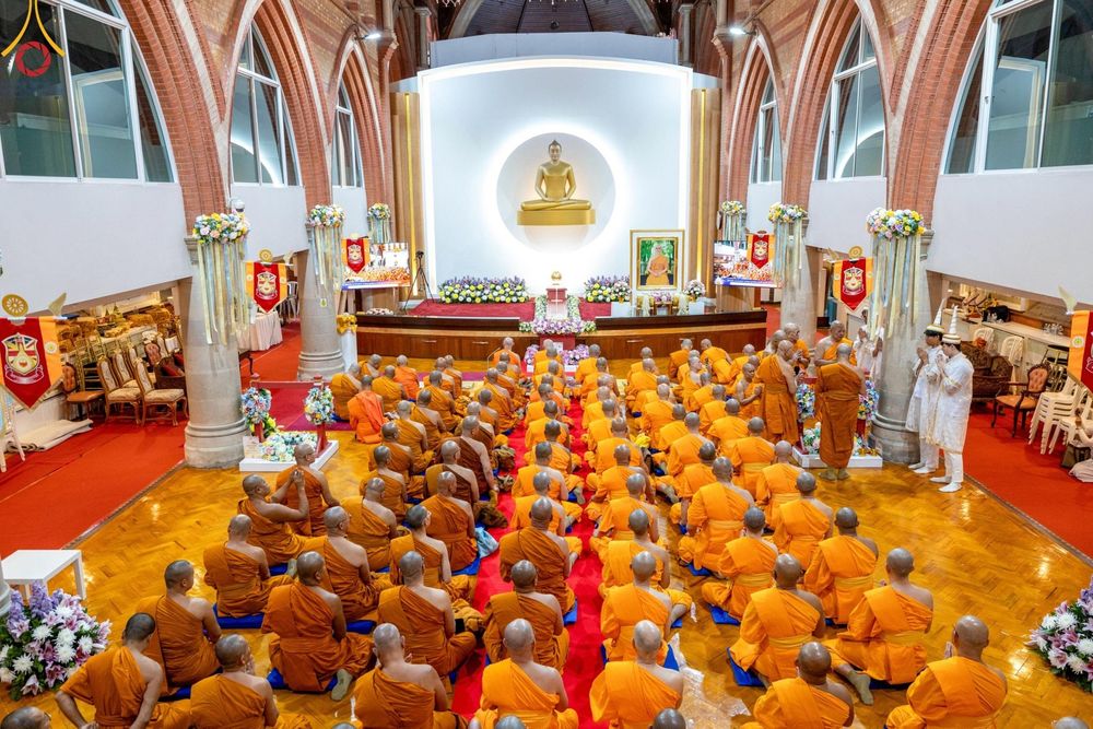 ภาพ No.142796:พิธีพัทธสีมา ประดิษฐานลูกนิมิตมหาสมบัติ สถาปนาอุโบสถวัดพระธรรมกายลอนดอน บูชาธรรม 80 ปี หลวงพ่อธัมมชโย วันเสาร์ที่ 22 มิถุนายน พ.ศ. 2567