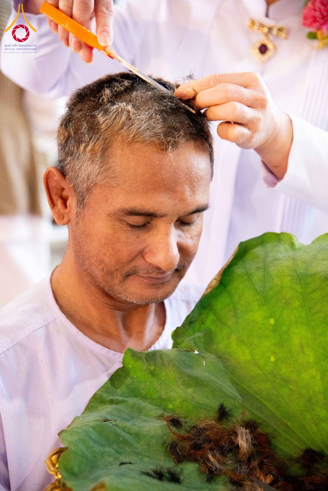 ภาพ No.293625:วันที่ 10 มกราคม พ.ศ. 2569 พิธีปลงผมธรรมทายาทบูชาธรรม 117  ปี คุณยายอาจารย์ฯ ณ วิหารคด วัดพระธรรมกาย ปทุมธานี