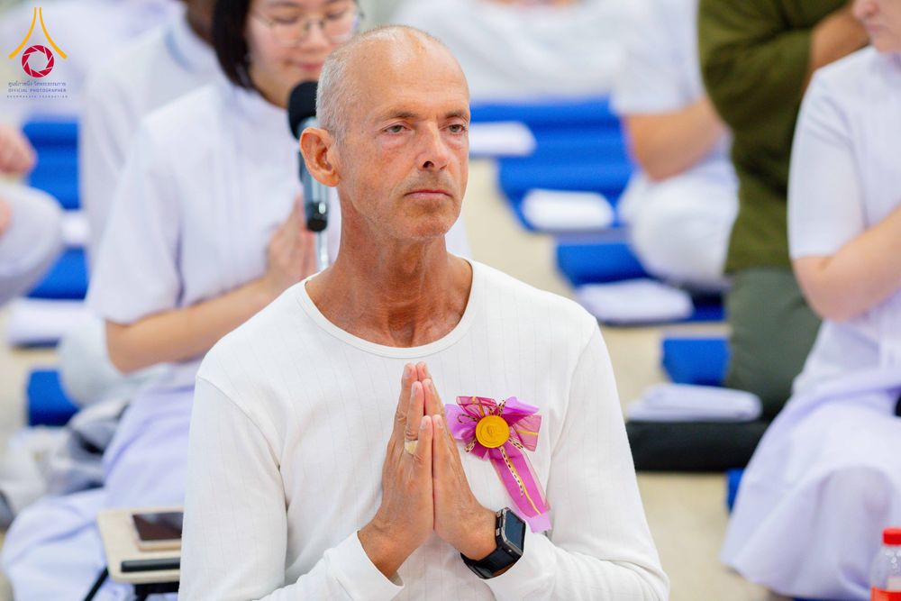 ภาพ No.313230:วันอาทิตย์ที่ 8 มีนาคม พ.ศ. 2569 พิธีสมโภชรูปเหมือนพระมงคลเทพมุนี (สด จนฺทสโร) และพิธีทอดผ้าป่าสามัคคีเพื่อสร้างวิหารพระมงคลเทพมุนี ณ วัดพุทธเคปทาวน์ ประเทศแอฟริกาใต้