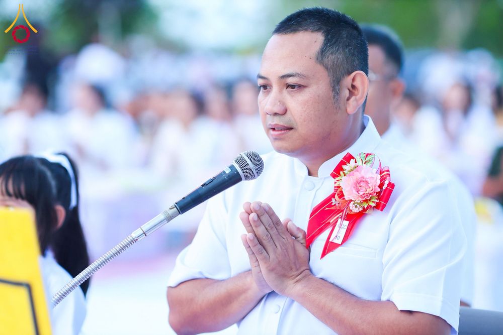 ภาพ No.281504:วันอาทิตย์ที่ 28 ธันวาคม พ.ศ.2568 ตักบาตรพระ 1000 รูป ปีที่ 1 ทำบุญเมืองสตูลส่งท้ายปี ณ หน้าโรงเรียนสตูลวิทยา จ.สตูล