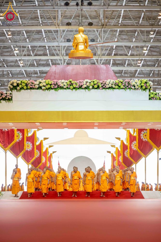 ภาพ No.308675:วันที่ 1 กุมภาพันธ์ พ.ศ. 2569 พิธีรับประกาศนียบัตร และพระของขวัญพระธรรมยาตรา ณ สภาธรรมกายสากล วัดพระธรรมกาย จ.ปทุมธานี