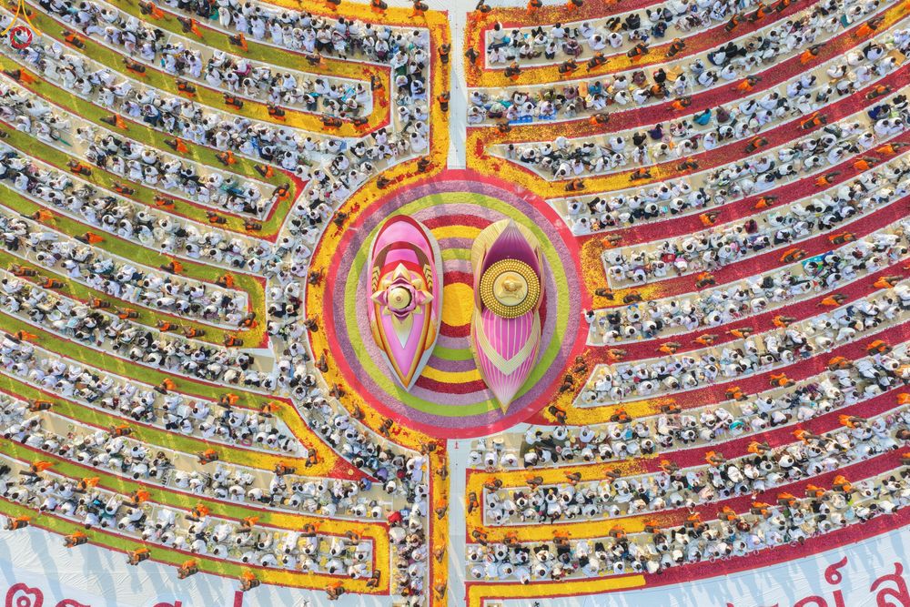 ภาพ No.299690:วันที่ 18 มกราคม พ.ศ. 2569 พิธีต้อนรับพระธรรมยาตรา (ภาพชุดที่ 2) ณ อนุสรณ์สถานลำดับที่ 5  สถานที่เผยแผ่วิชชาธรรมกายครั้งแรก อนุสรณ์สถานบางปลา วัดบางปลา อำเภอบางเลน จังหวัดนครปฐม ในโครงการธรรมยาตรา กตัญญูบูชา มหาปูชนียาจารย์ พระมงคลเทพมุนี(สด จนฺทสโร) พระ