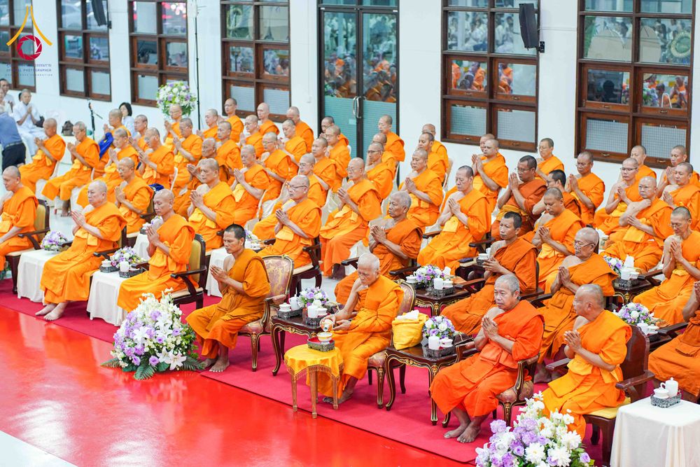 ภาพ No.316142:วันศุกร์ที่ 27 มีนาคม พ.ศ. 2569 พิธีบำเพ็ญกุศล คุณพ่อณรงค์ จินตมากุล  สิริอายุ 99 ปี 11 เดือน โยมบิดา พระครูปลัดรัตนวีรวัฒน์ (รังสฤษดิ์ อิทฺธิจินตโก) ที่ปรึกษาเจ้าคณะจังหวัดปทุมธานี เจ้าอาวาสวัดพระธรรมกาย  ณ ห้องปลูกศรัทธา 2 วัดพระธรรมกาย ปทุมธานี