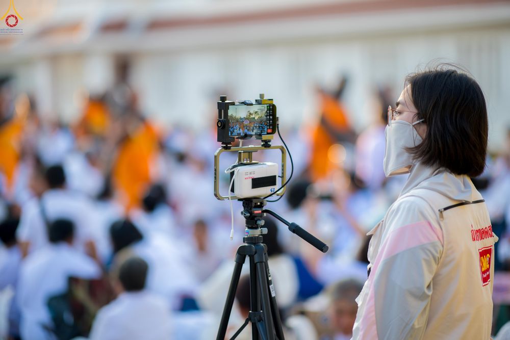 ภาพ No.300624:ภาพเบื้องหลังอาสาสมัครรวมใจ ชุดที่ 3 ในโครงการธรรมยาตรา กตัญญูบูชา มหาปูชนียาจารย์ พระมงคลเทพมุนี(สด จนฺทสโร) พระผู้ปราบมาร อนุสรณ์สถาน 7 แห่ง ปีที่ 14