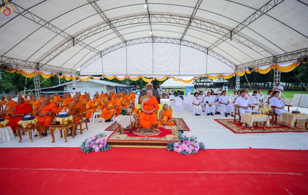 ภาพ No.339450:วันอังคารที่ 14  กรกฎาคม 2569 พิธีทอดผ้าป่าและพิธีตอกเสาเข็มมงคลต้นสุดท้าย องค์พระเจดีย์เพื่อสร้างสันติภาพโลก  ณ ธุดงคสถานพัฒนานิคม อ.พัฒนาพิคม จ.ลพบุรี