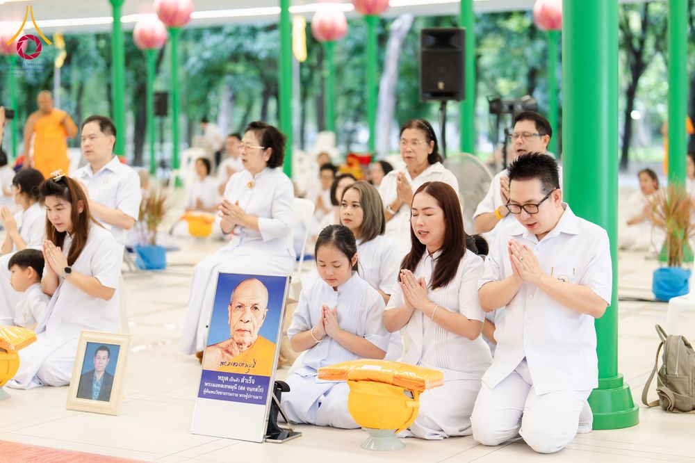 ภาพ No.286521:วันเสาร์ที่ 12 กรกฏาคม พ.ศ.2568 พิธีบรรพชาอุปสมบท  โครงการบรรพชาอุปสมบทหมู่ ธรรมทายาทนานาชาติ(ภาคภาษาจีน), โครงการบรรพชาสามเณร โรงเรียนนานาชาติ รุ่นที 14