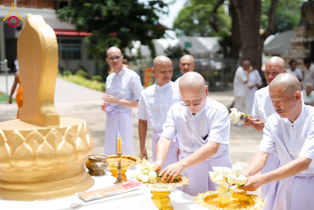 ภาพ No.341336:วันอาทิตย์ที่ 26 กรกฎาคม พ.ศ. 2569 ​โครงการอุปสมบทหมู่บูชาธรรมมหาปูชนียาจารย์ รุ่นที่ ๑ วัดกลางธนรินทร์ ต.บ้านแป้ง อ.พรหมบุรี จ.สิงห์บุรี