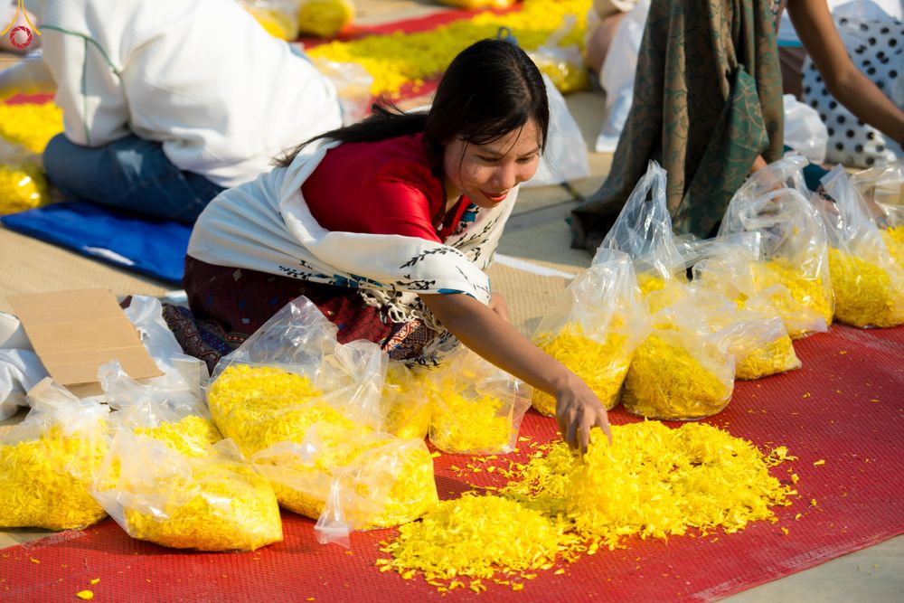 ภาพ No.299331:วันที่ 18 มกราคม พ.ศ. 2569 พิธีต้อนรับพระธรรมยาตรา ณ อนุสรณ์สถานลำดับที่ 5 สถานที่เผยแผ่วิชชาธรรมกายครั้งแรก อนุสรณ์สถานบางปลา วัดบางปลา อำเภอบางเลน จังหวัดนครปฐม ในโครงการธรรมยาตรา กตัญญูบูชา มหาปูชนียาจารย์ พระมงคลเทพมุนี(สด จนฺทสโร) พระผู้ปราบมาร อนุส