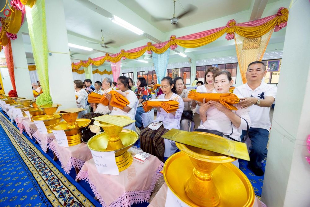 ภาพ No.259251:วันที่ 19 ตุลาคม พ.ศ. 2568 พิธีทอดกฐินสามัคคีทั่วไทย 30,000 วัด โดยคณะศิษยานุศิษย์ บูชาธรรม 81 ปี หลวงพ่อธัมมชโย ณ วัดบ้านพร้าวนอก ต.เชียงรากใหญ่ อ.สามโคก จ.ปทุมธานี