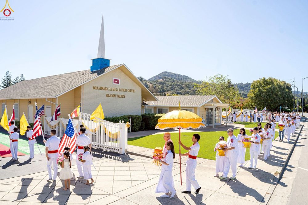 ภาพ No.255629:วันที่ 12 ตุลาคม พ.ศ. 2568 พิธีทอดกฐินสามัคคี  ณ วัดพระธรรมกายซิลิคอนวัลเลย์  สหรัฐอเมริกา 