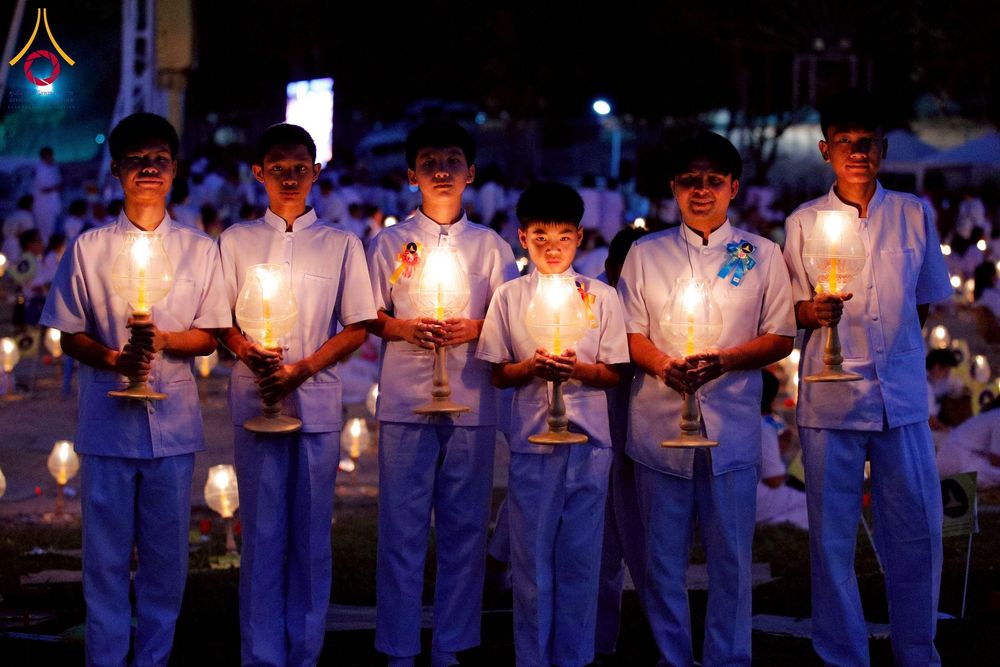 ภาพ No.275272:วันอาทิตย์ที่ 30 พฤศจิกายน พ.ศ. 2568 พิธีจุดประทีปถวายเป็นพุทธบูชา ณ ศูนย์ปฏิบัติธรรมระยอง (บ้านช่องลม)