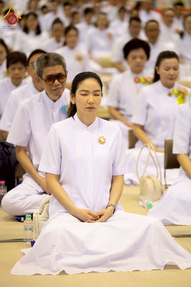 ภาพ No.264296:วันอาทิตย์ที่ 2 พฤศจิกายน พ.ศ. 2568 พิธีบูชาข้าวพระ ณ สภาธรรมกายสากล วัดพระธรรมกาย