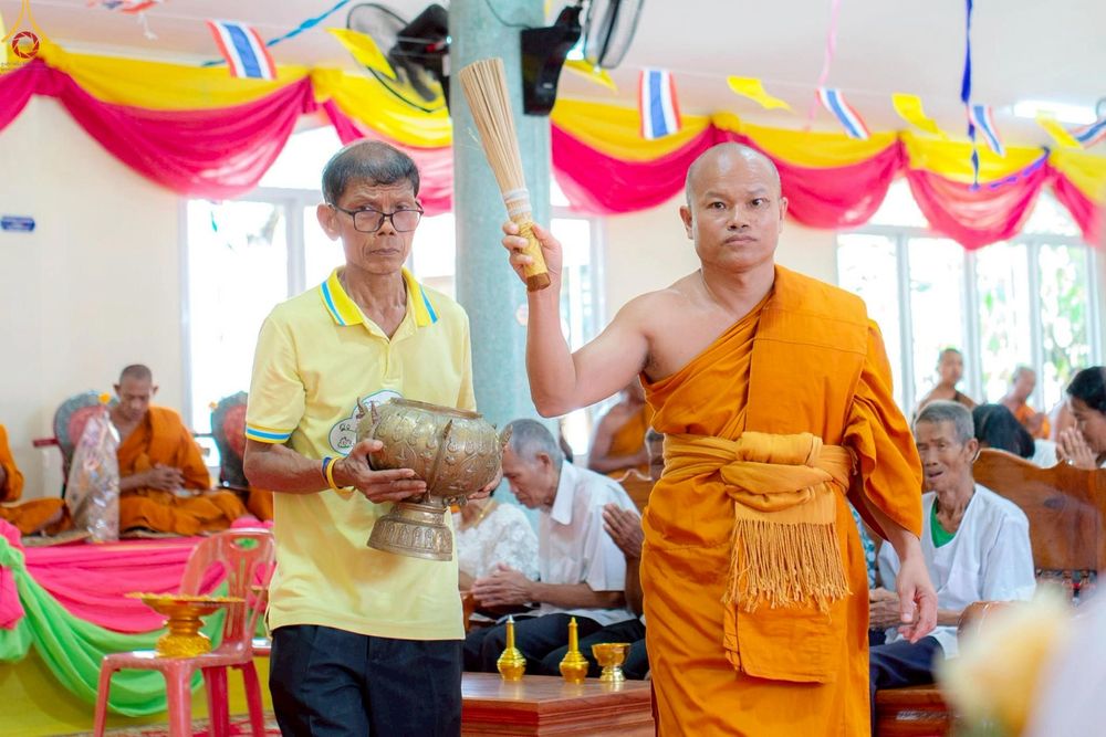 ภาพ No.256593:วันที่ 17 ตุลาคม พ.ศ. 2568 พิธีทอดกฐินสามัคคีทั่วไทย 30,000 วัด โดยคณะศิษยานุศิษย์ บูชาธรรม 81 ปี หลวงพ่อธัมมชโย หลวงพ่อธัมมชโย ณ วัดบ้านพระ จ.นครราชสีมา