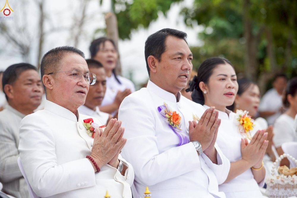 ภาพ No.229845:วันพฤหัสบดีที่ 26 มิถุนายน พ.ศ. 2568 พิธีตักบาตรพระ 1,165 รูป ฉลองก่อตั้งเมืองวานรนิวาส ครบรอบ 164 ปี ณ ถนนวานรนิวาส-อากาศอำนวย อ.วานรนิวาส จ.สกลนคร