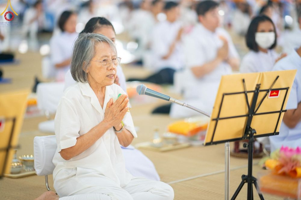 ภาพ No.212647:วันพฤหัสบดีที่ 20 มีนาคม พ.ศ. 2568 พิธีเจริญพระพุทธมนต์ เนื่องในอายุวัฒนมงคลครบ 74 ปี พระภาวนาธรรมวิเทศ วิ. (ภูเบศ ฌานาภิญโญ) ณ หอฉันคุณยายฯ วัดพระธรรมกาย