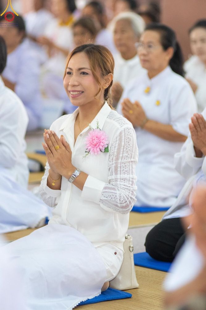 ภาพ No.189882:พิธีทอดผ้าป่าทำนุบำรุงศาสนสถาน ณ วัดอัมพวัน ต.สองพี่น้อง อ.สองพี่น้อง จ.สุพรรณบุรี ในโครงการธรรมยาตรา กตัญญูบูชา มหาปูชนียาจารย์ พระมงคลเทพมุนี(สด จนฺทสโร) พระผู้ปราบมาร อนุสรณ์สถาน 7 แห่ง ปีที่ 13 วันที่ 5 มกราคม พ.ศ. 2568