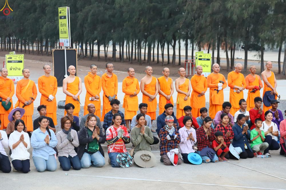 ภาพ No.320994:วันที่ 9 เมษายน พ.ศ.2569 การเตรียมงานจราจร เพื่องานถวายมหาสังฆทาน 40,000 กว่าวัดทั่วประเทศ วันคุ้มครองโลก 22 เมษายน พ.ศ.2569 วัดพระธรรมกาย