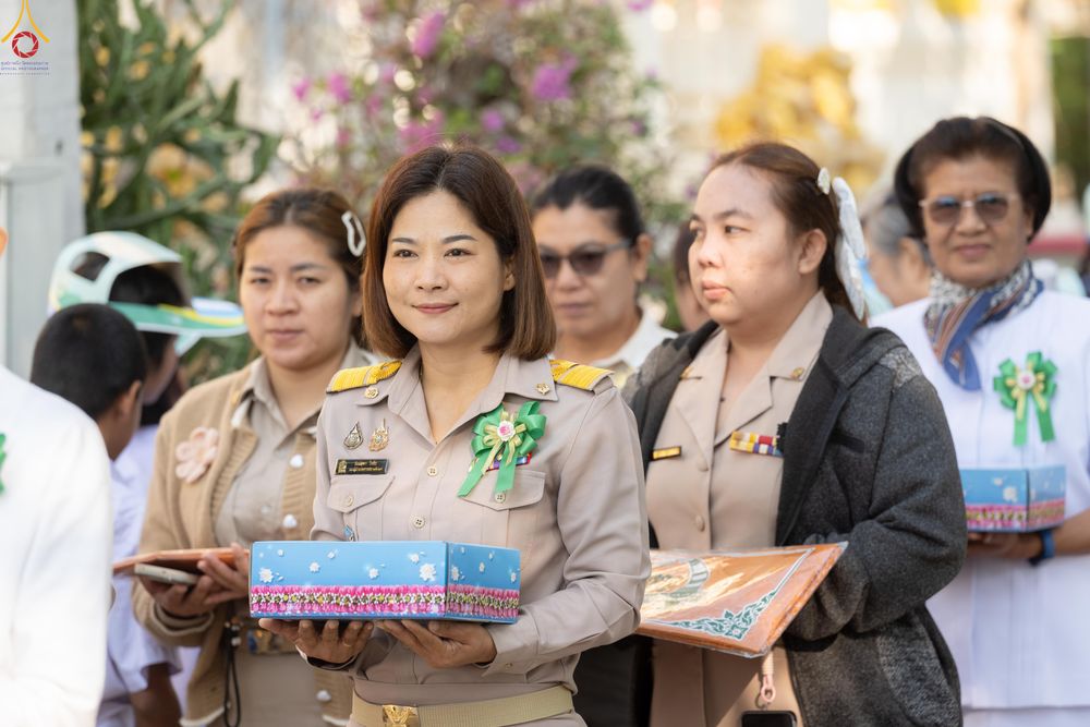 ภาพ No.293186:วันที่ 12 มกราคม พ.ศ. 2569 พิธีทอดผ้าป่าทำนุบำรุงศาสนสถาน ณ วัดไผ่โรงวัว ต.บางตาเถร อ.สองพี่น้อง จ.สุพรรณบุรี ในโครงการธรรมยาตรา กตัญญูบูชา มหาปูชนียาจารย์ พระมงคลเทพมุนี(สด จนฺทสโร) พระผู้ปราบมาร อนุสรณ์สถาน 7 แห่ง ปีที่ 14