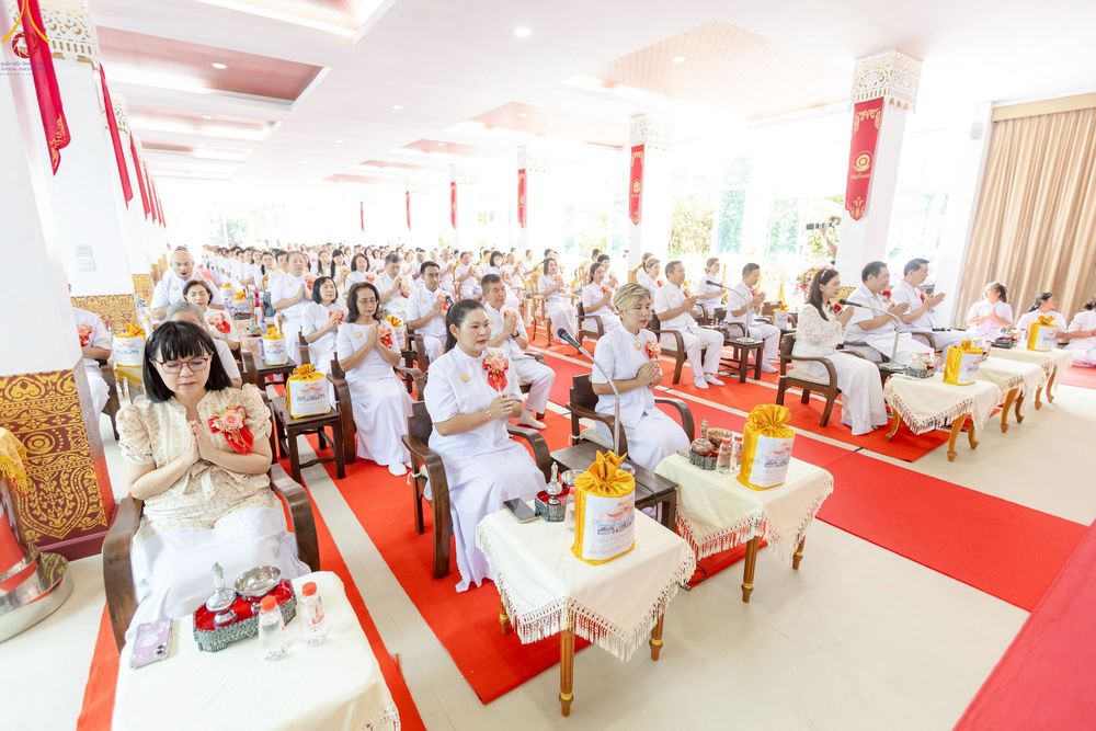 ภาพ No.260283:วันที่ 18 ตุลาคม พ.ศ. 2568 พิธีทอดกฐินสามัคคีทั่วไทย 30,000 วัด โดยคณะศิษยานุศิษย์ บูชาธรรม 81 ปี หลวงพ่อธัมมชโย ณ วัดกิ่วลม ต.บ่อหลวง อ.ฮอด จ.เชียงใหม่