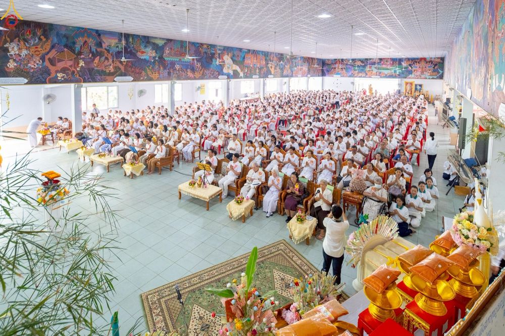 ภาพ No.286054:วันที่ 11 ตุลาคม พ.ศ. 2568 พิธีทอดกฐินสามัคคีทั่วไทย 30,000 วัด โดยคณะศิษยานุศิษย์ บูชาธรรม 81 ปี หลวงพ่อธัมมชโย ณ วัดโบสถ์บน ต.บางคูเวียง อ.บางกรวย จ.นนทบุรี