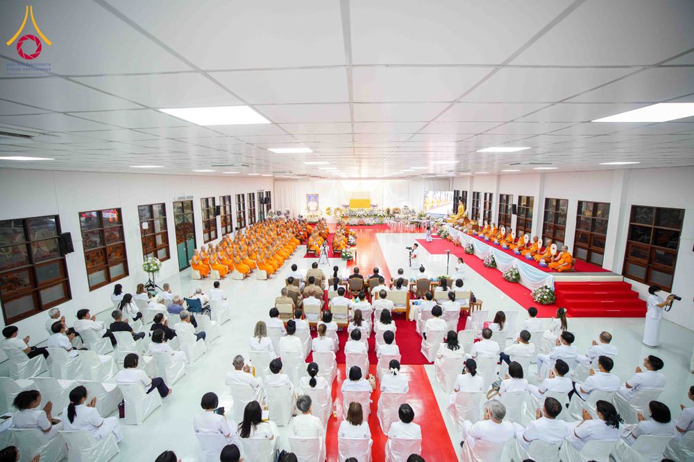 ภาพ No.315510:วันพุธที่ 25 มีนาคม พ.ศ. 2569 พิธีบำเพ็ญกุศล คุณพ่อณรงค์ จินตมากุล  สิริอายุ 99 ปี 11 เดือน โยมบิดา พระครูปลัดรัตนวีรวัฒน์ (รังสฤษดิ์ อิทฺธิจินตโก) ที่ปรึกษาเจ้าคณะจังหวัดปทุมธานี เจ้าอาวาสวัดพระธรรมกาย  ณ ห้องปลูกศรัทธา 2 วัดพระธรรมกาย ปทุมธานี