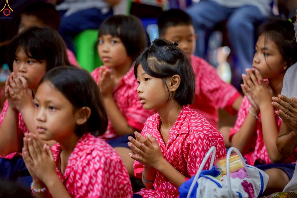 ภาพ No.251956:วันที่ 10 ตุลาคม พ.ศ. 2568 พิธีทอดกฐินสามัคคีทั่วไทย 30,000 วัด โดยคณะศิษยานุศิษย์ บูชาธรรม 81 ปี หลวงพ่อธัมมชโย  ร่วมกับ มหาวิทยาลัยนเรศวร  ณ วัดศรีรัตนาราม(จูงนาง) ต.ท่าทอง อ.เมือง จ.พิษณุโลก