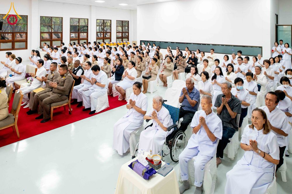 ภาพ No.315137:วันจันทร์ที่ 23 มีนาคม พ.ศ. 2569 พิธีบำเพ็ญกุศล คุณพ่อณรงค์ จินตมากุล  สิริอายุ 99 ปี 11 เดือน โยมบิดา พระครูปลัดรัตนวีรวัฒน์ (รังสฤษดิ์ อิทฺธิจินตโก) ที่ปรึกษาเจ้าคณะจังหวัดปทุมธานี เจ้าอาวาสวัดพระธรรมกาย  ณ ห้องปลูกศรัทธา 2 วัดพระธรรมกาย ปทุมธานี