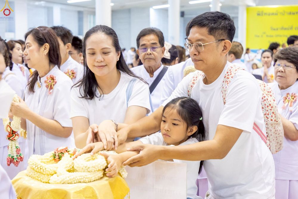 ภาพ No.243767:วันอาทิตย์ที่ 7 กันยายน พ.ศ. 2568 พิธีบูชาครูผู้ค้นพบวิชชาธรรมกาย , พิธีบูชาข้าวพระ ณ สภาธรรมกายสากล วัดพระธรรมกาย