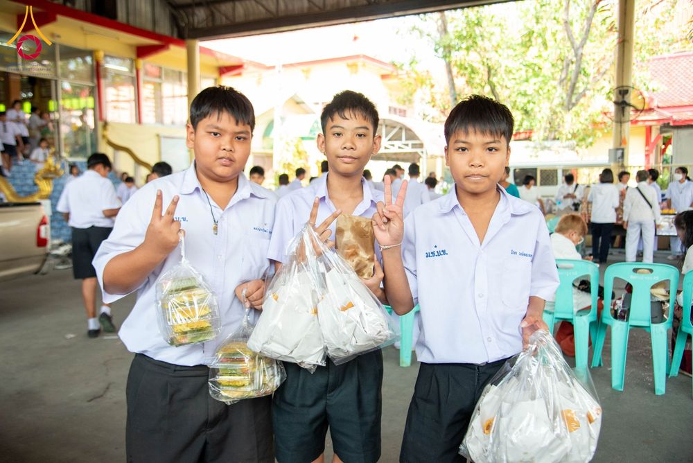 ภาพ No.205252:พิธีทอดผ้าป่าทำนุบำรุงศาสนสถาน ณ วัดบางขัน ตำบลคลองหนึ่ง อำเภอคลองหลวง จังหวัดปทุมธานี ในโครงการธรรมยาตรา กตัญญูบูชา มหาปูชนียาจารย์ พระมงคลเทพมุนี(สด จนฺทสโร) พระผู้ปราบมาร อนุสรณ์สถาน 7 แห่ง ปีที่ 13 วันที่ 30 มกราคม พ.ศ. 2568