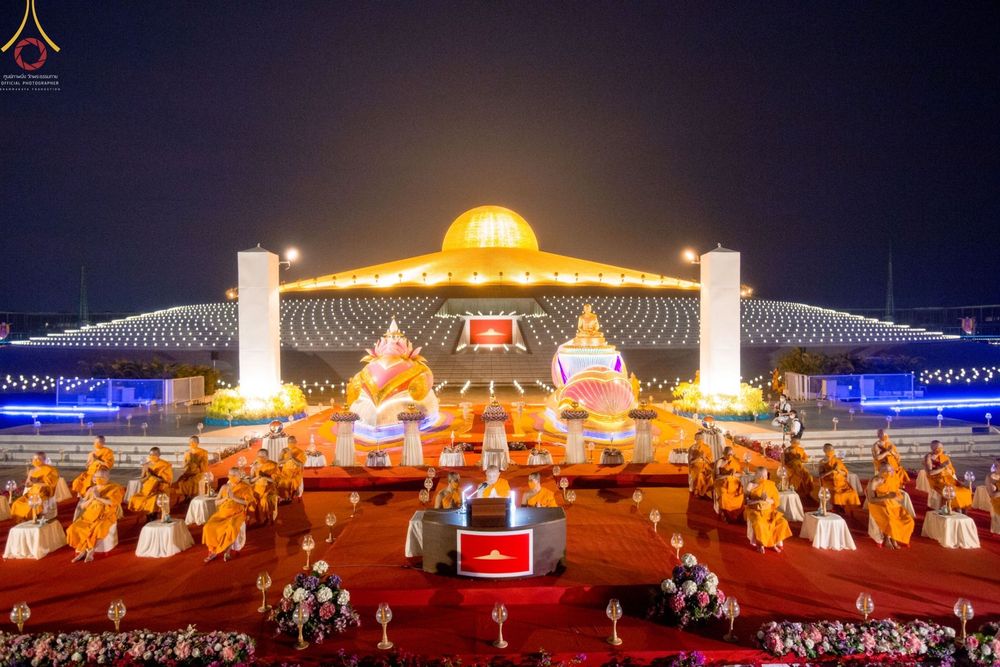ภาพ No.75263:พิธีจุดประทีปถวายเป็นพุทธบูชา และบูชาธรรมมหาปูชนียาจารย์ ในโครงการธรรมยาตรากตัญญูบูชา มหาปูชนียาจารย์ พระมงคลเทพมุนี(สด จนฺทสโร) พระผู้ปราบมาร ปีที่ 11 ณ อนุสรณ์สถานลำดับที่ 7 สถานที่ขยายวิชชาธรรมกาย วัดพระธรรมกาย จ.ปทุมธานี วันที่ 31 มกราคม พ.ศ. 2566