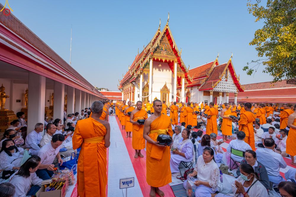 ภาพ No.294485:วันที่ 14 มกราคม พ.ศ. 2569 พิธีตักบาตรพระธรรมยาตรา ณ วัดสองพี่น้อง ต.ต้นตาล อ.สองพี่น้อง จ.สุพรรณบุรี ในโครงการธรรมยาตรา กตัญญูบูชา มหาปูชนียาจารย์ พระมงคลเทพมุนี(สด จนฺทสโร) พระผู้ปราบมาร อนุสรณ์สถาน 7 แห่ง ปีที่ 14