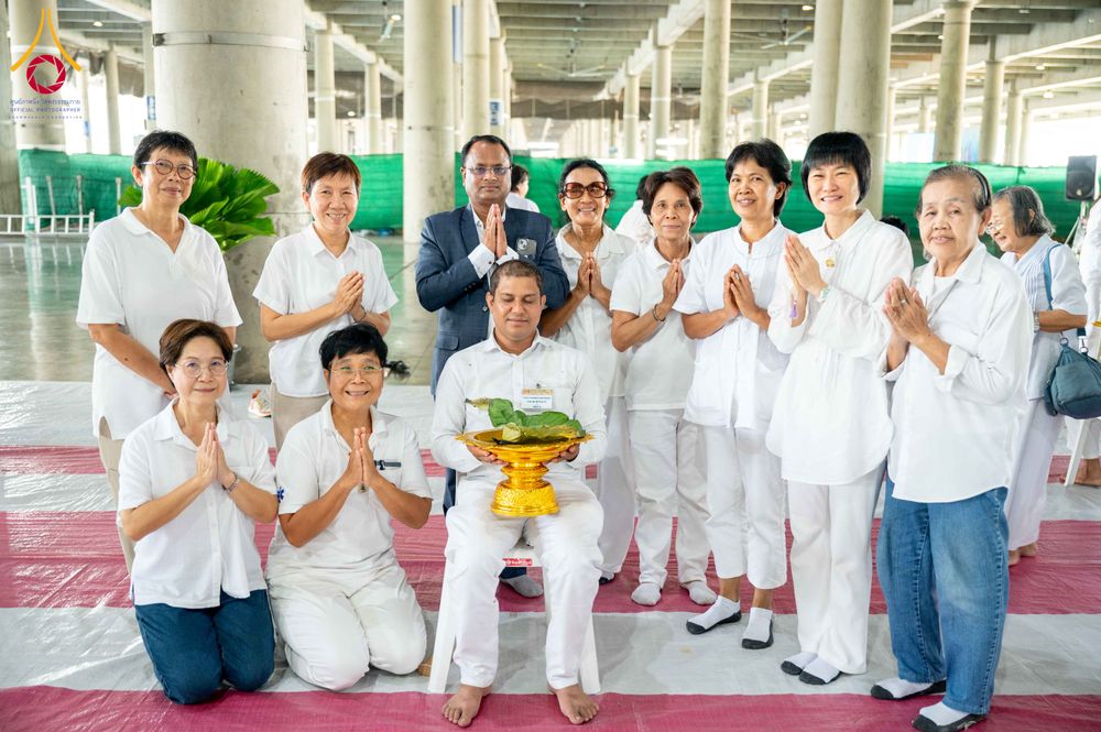 ภาพ No.339790:วันที่ 19 กรกฎาคม พ.ศ.2569 พิธีตัดปอยผม โครงการบวชพระนานาชาติ AEC และ WAB รุ่นที่ 10 THE AEC & INTERNATIONAL ORDINATION PROGRAM ณ มหารัตนวิหารคด 30 วัดพระธรรมกาย ปทุมธานี