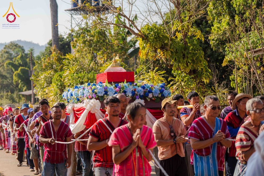 ภาพ No.308885:วันศุกร์ที่ 6 กุมภาพันธ์ พ.ศ.2569 พิธีอัญเชิญพระบรมสารีริกธาตุ เพื่อประดิษฐาน  ณ เจดีย์วัดทุ่งเจริญธรรม อ.อมก๋อย จ.เชียงใหม่