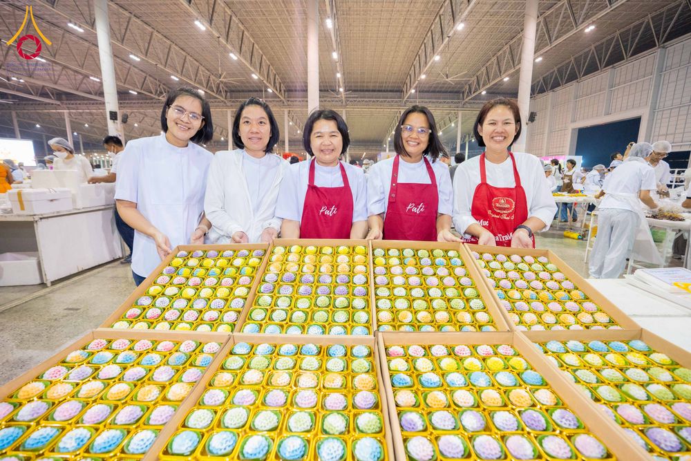 ภาพ No.306160:วันที่ 30 มกราคม พ.ศ. 2569 พิธีถวายภัตตาหารเป็นสังฆทาน แด่พระธรรมยาตรา ณ วัดพระธรรมกาย  จังหวัดปทุมธานี ในโครงการธรรมยาตรา กตัญญูบูชา มหาปูชนียาจารย์ พระมงคลเทพมุนี(สด จนฺทสโร) พระผู้ปราบมาร อนุสรณ์สถาน 7 แห่ง ปีที่ 14